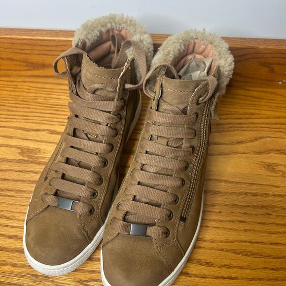 Ugg High Top Sneaker Women's Size 9 Tan Shearling Trim - Picture 4 of 15